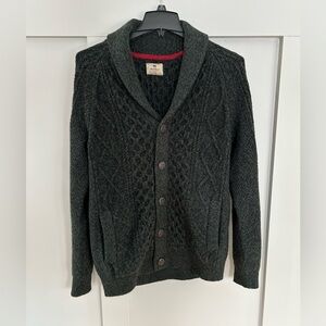 WindRiver Men's Forest Green Cable Knit Cardigan